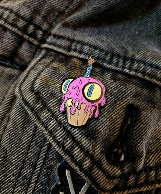 FNAF Cupcake 1.5 Inch Glow In The Dark Pin